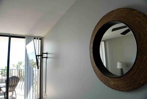 Interior - Great Ocean Front Condo in Heart of Myrtle Bech (Myrtle Beach)