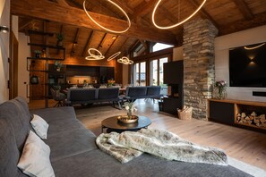 Smart TV, fireplace, video games, stereo