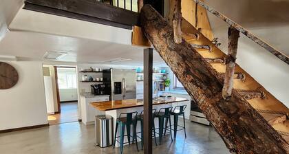 A-Frame Cabin between Kenai & Kasilof Rivers