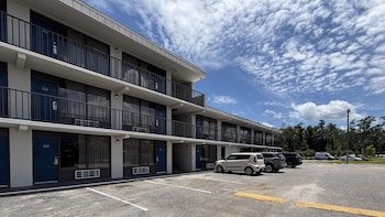 Motel 6 – Conway, SC