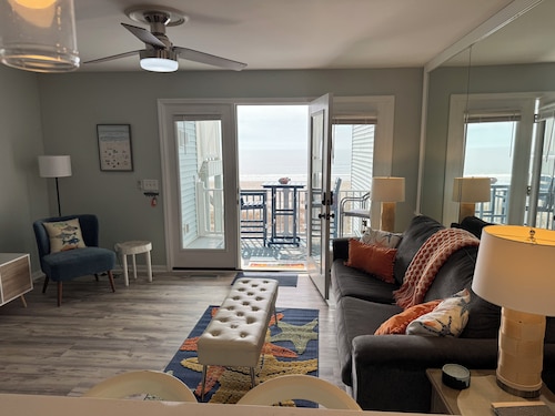 Few August days now available-one bedroom-beach and pool front