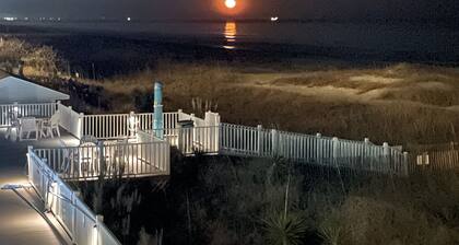 Book early and save. Ocean front 1 bedroom just steps to the sand.