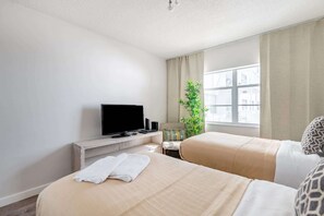 2 sovrum, strykjärn/strykbräda, gratis wi-fi och sängkläder