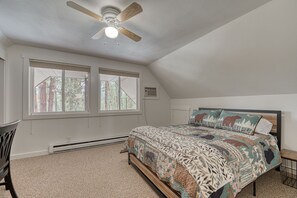 3 bedrooms, desk, iron/ironing board, WiFi