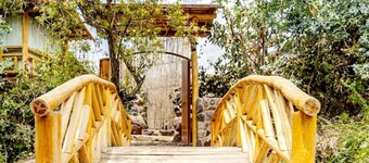 Comfortable modern house with large garden, stunning mountain views.