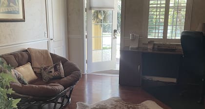 IN-LAW SUITE AVAILABLE IN JUPITER, PRIVATE ENTRANCE & BALCONY/FULL YEAR