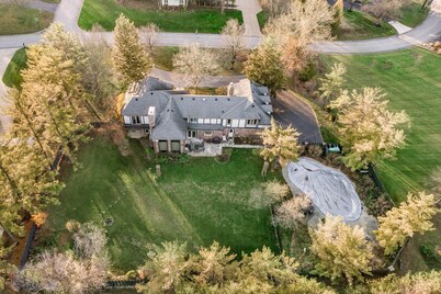 Amazing Spacious Luxurious Home - Sleeps Up To 16!