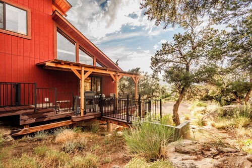 Canyon Wren Cottage, a True Couples Retreat