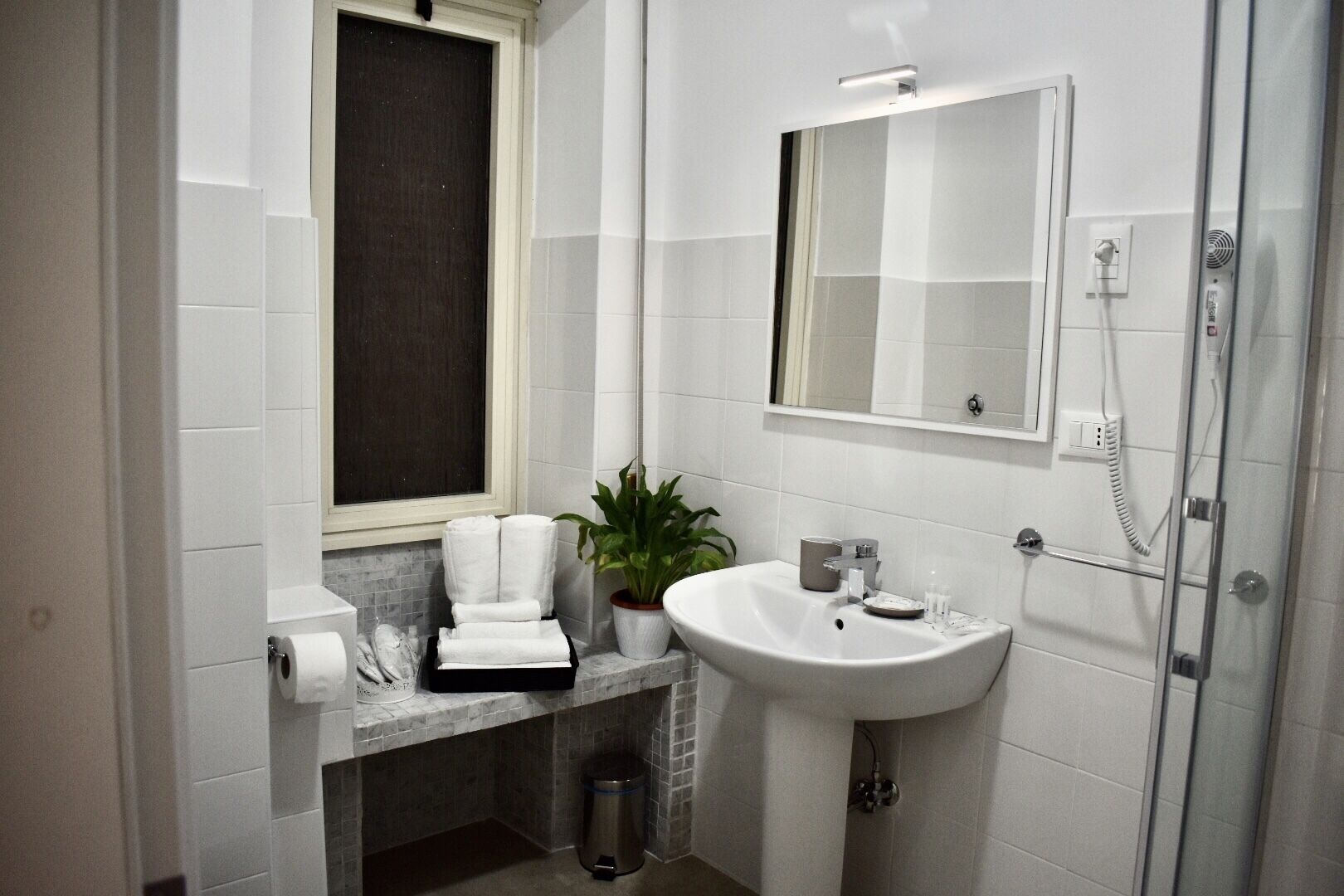 Chambre Quadruple Standard | Salle de bain