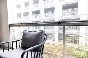 Business appartement | Uitzicht op de binnenplaats