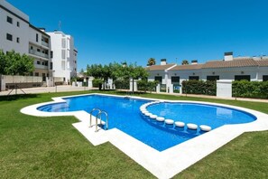 Indendørs pool, udendørs pool