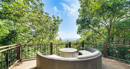 Secluded Tuskahoma Retreat w/ Deck & Views!