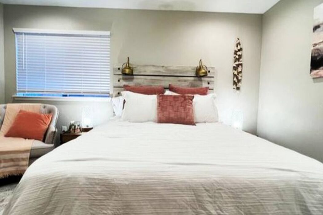 2 dormitoris, escriptori, planxa i posts de planxar i wifi gratuïta 