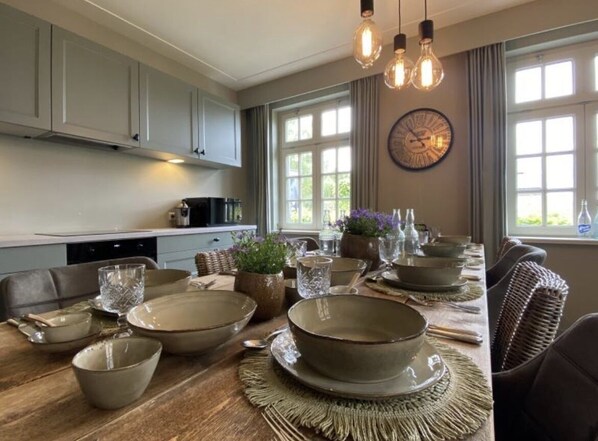 Dining - Atmospheric country house in the green Kempen. (Baarle-Hertog)