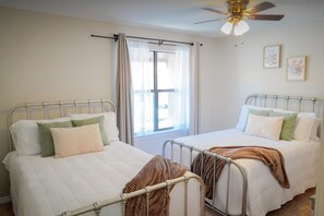 2 bedrooms, iron/ironing board, travel crib, free WiFi