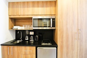 Fridge, microwave, coffee/tea maker, toaster