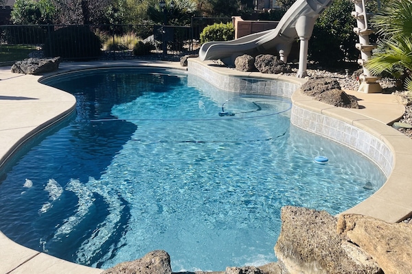 Udendørs pool, opvarmet pool