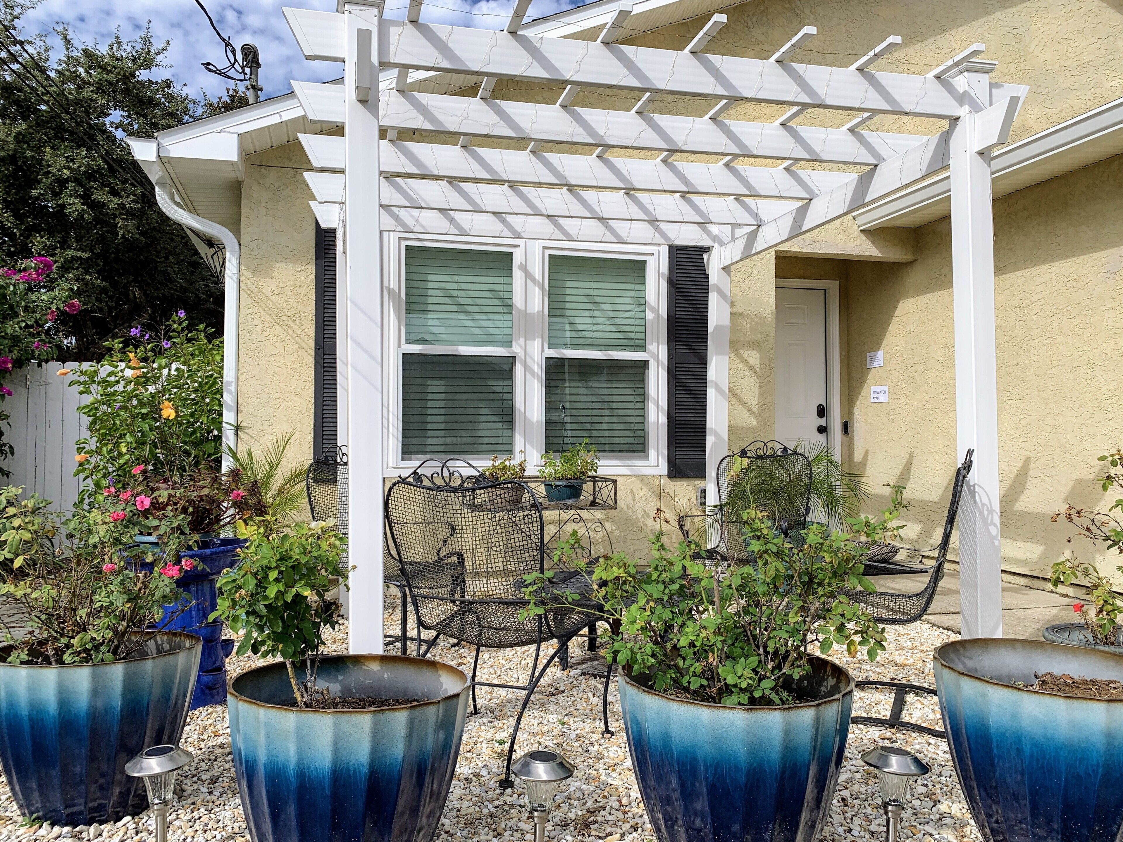 Mary's Garden at the Beach - West End PCB 