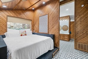 4 bedrooms, WiFi - Lake Travis Gem, Golf, boat, Tennis, Pool (Point Venture)