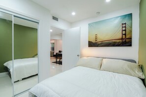 2 chambres, bureau, fer et planche à repasser, Wi-Fi gratuit