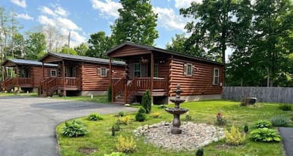 Lincoln Log Cabins- Papa Bear