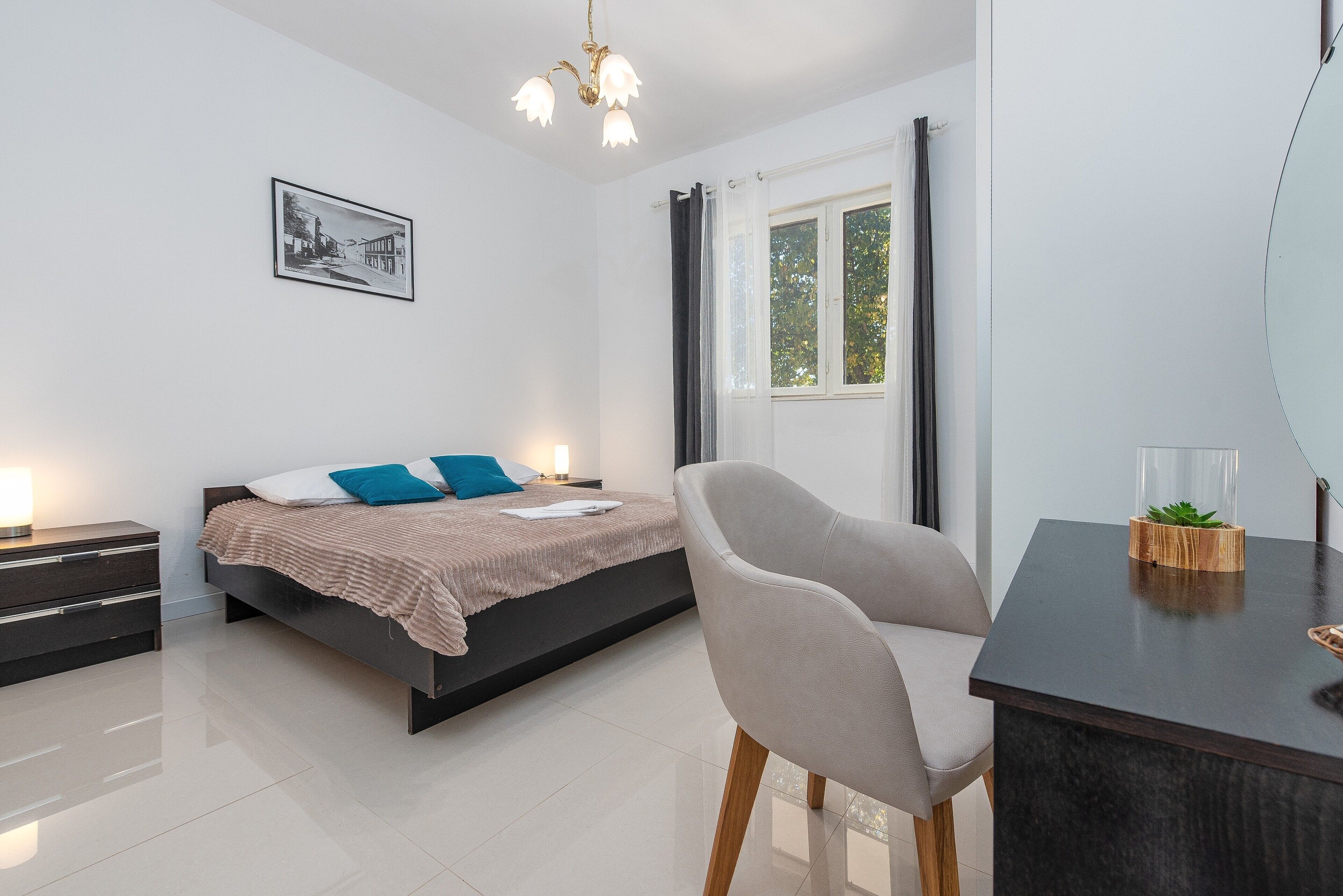 3 sovrum, strykjärn/strykbräda, internet och sängkläder