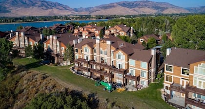Snowbasin Haven LS42 | Hot Tub | Lake | Pool