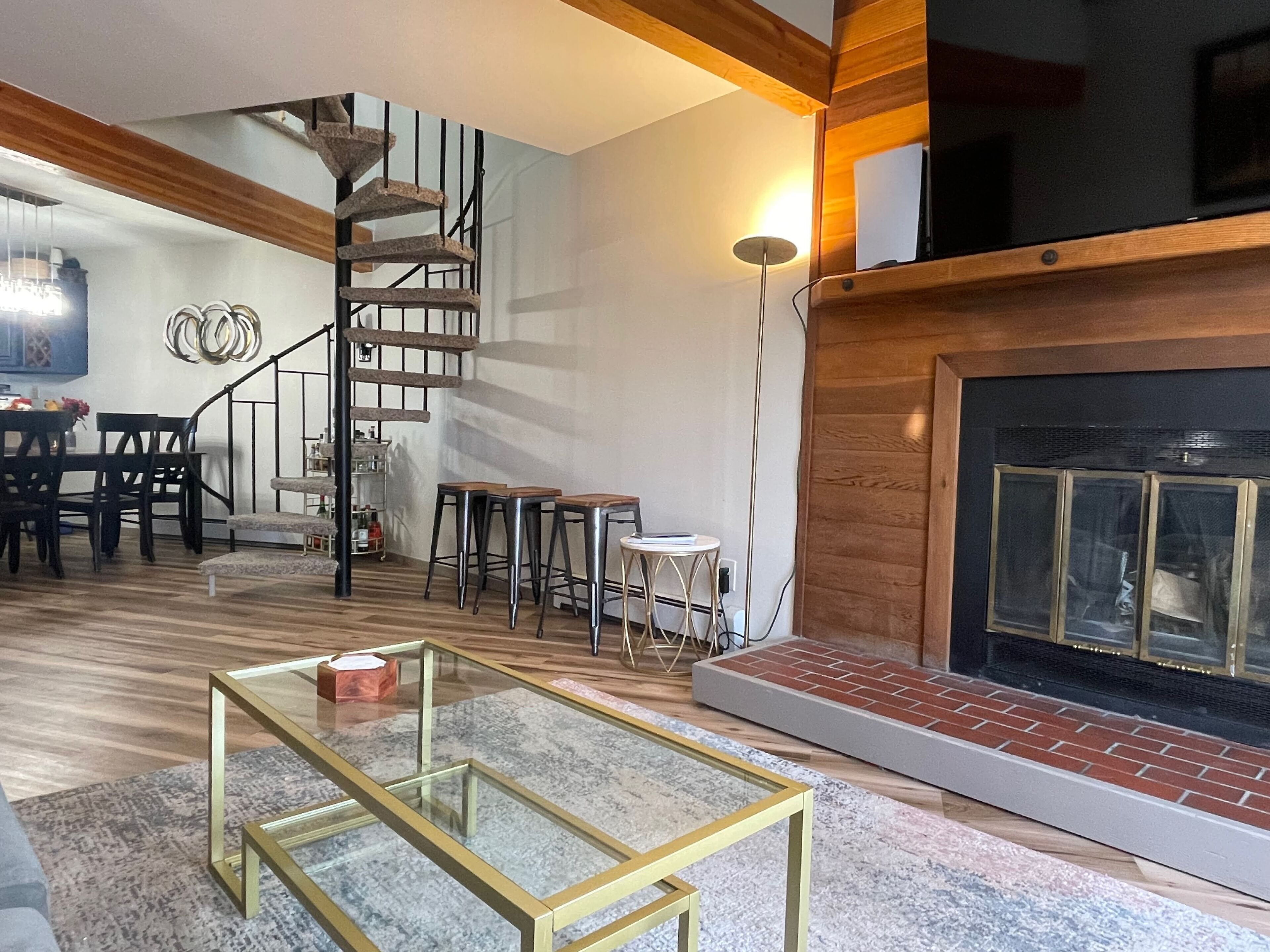 Work and Play in the Perfect Mountain Getaway
