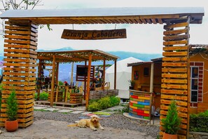 Fachada de la propiedad