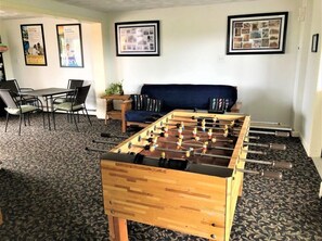 Interior detail - Neptune House (Block Island)
