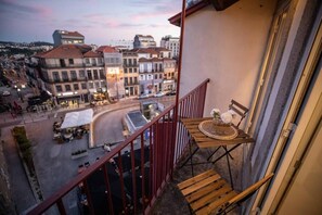 Design Studio | Terrace/patio - Lemago Poveiros Apartments (Porto)