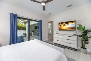 4 bedrooms, iron/ironing board, travel crib, free WiFi