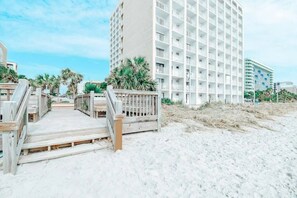 Exterior - Ocean front comfy condo w/kitchen, sleeps 4 (Myrtle Beach)
