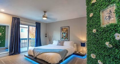 Hot Tub | 2 King Beds | BBQ | Hiking | Fire Pit