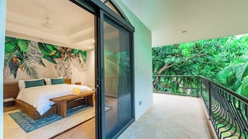 Standard Room | Sábanas de algodón egipcio, ropa de cama de alta calidad y edredón