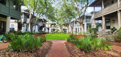 Rosemary Beach. 4BR beach cottage with private pool, in Rosemary Beach.