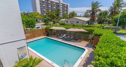 Bayview Regency Apartments By Lowkl
