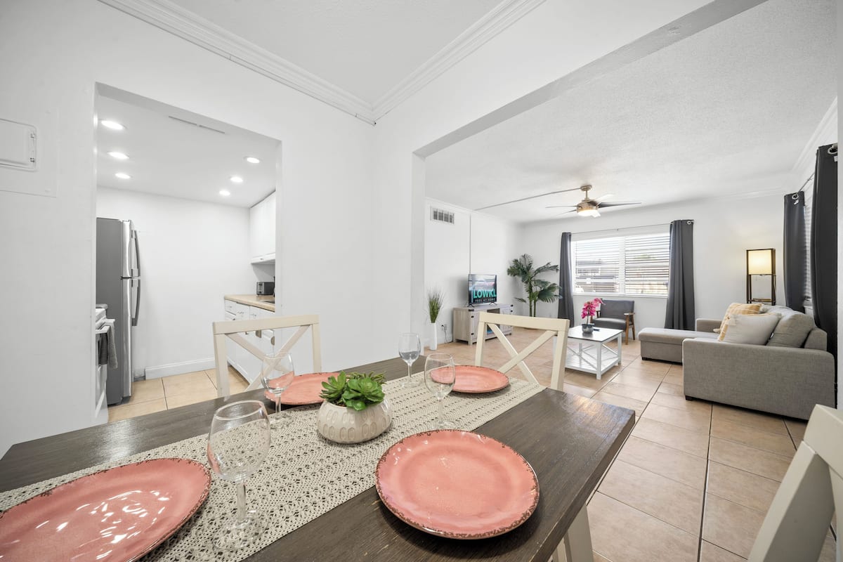 Deluxe 1-Bedroom King w/ Kitchen & Sofa Bed | Living area | 42-inch Smart TV with digital channels
