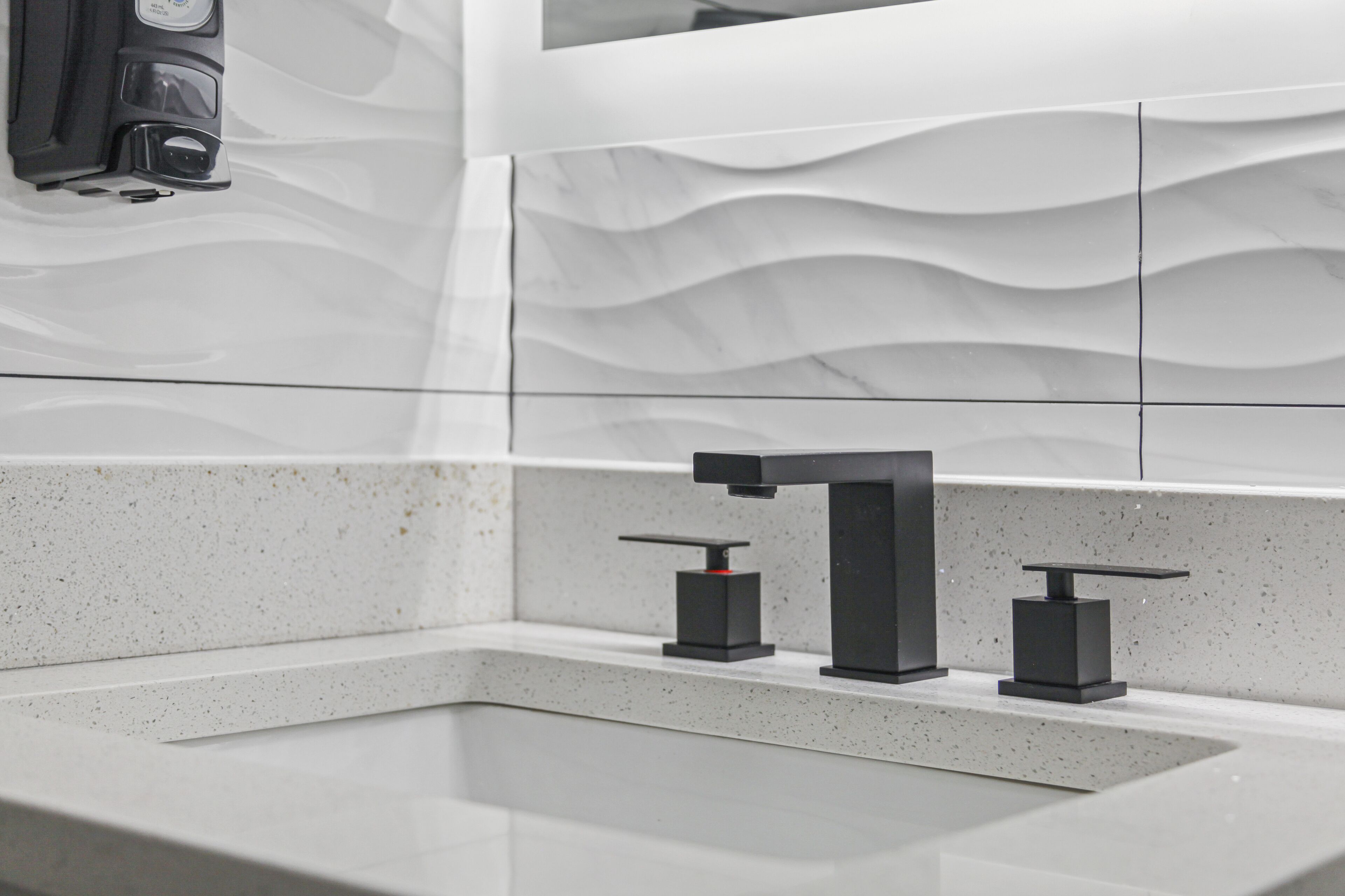 Foto - Hotel OPUS Bronx Near Bay Plaza Mall