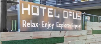 Hotel Opus Bronx