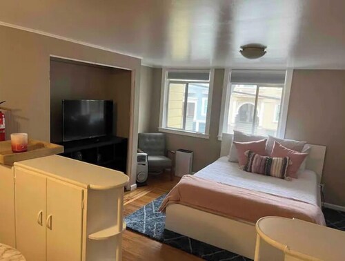 North Beach Bungalow