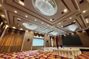 Meeting facility - Ling Long Wang International Hotel (Guidong)