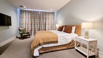 Coachman's Cottage | 3 bedrooms, individually decorated, individually furnished