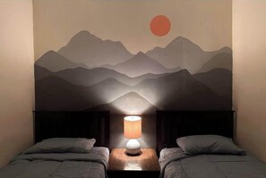 7 chambres, fer et planche à repasser, lit parapluie, Wi-Fi gratuit