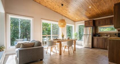 Chalet Ohana - Intimate forest and spa - Pets welcome!