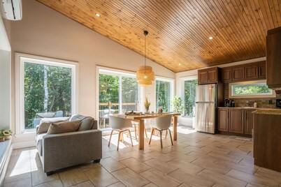 Chalet Ohana - Intimate forest and spa - Pets welcome!