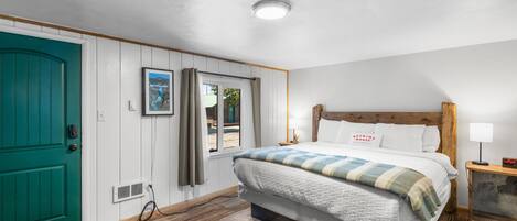 1 bedroom, iron/ironing board, travel cot, WiFi