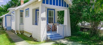 This charming historic cottage in the heart of Red Lodge