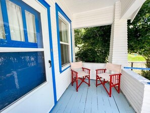 Terrace/patio - Craftsman Cottage- In Town -Pet Friendly (Red Lodge)