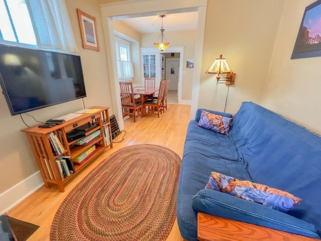 Smart TV, reproductor de DVD y oficina 